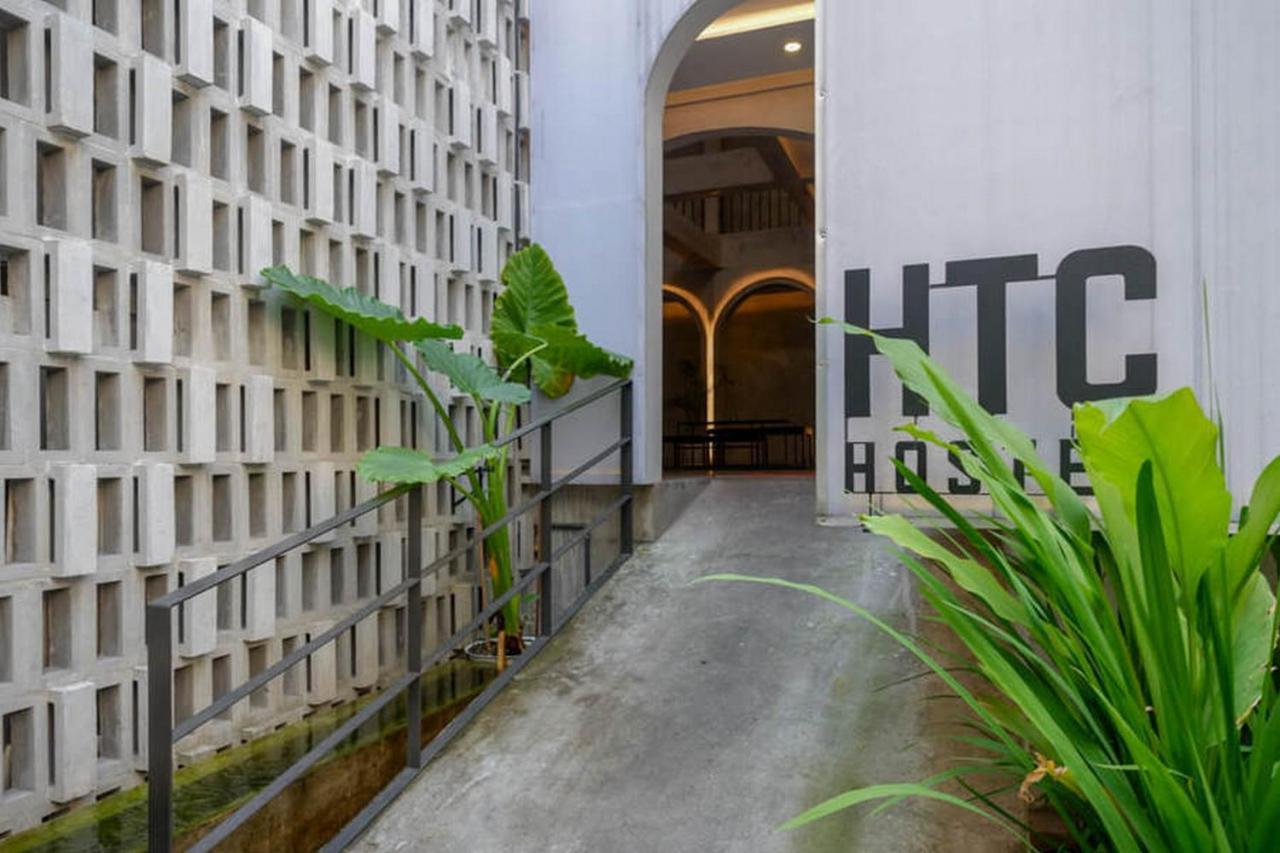 RedDoorz Plus near Kawasan Sam Poo Kong Semarang Zewnętrze zdjęcie